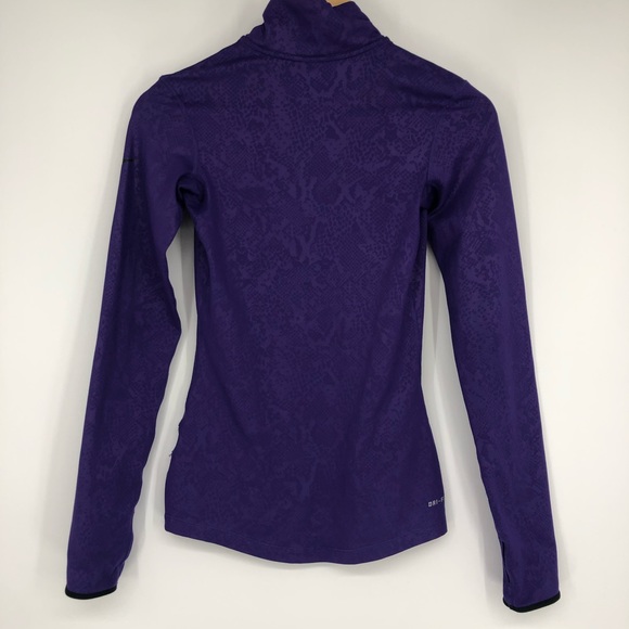 Nike Pro Dri-Fit Embossed Heights Vixen Half-Zip - Picture 2 of 7